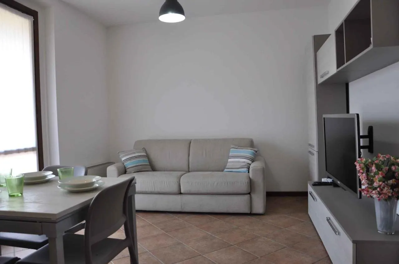 Apartment in Lazise - Gardasee 40851 Italien