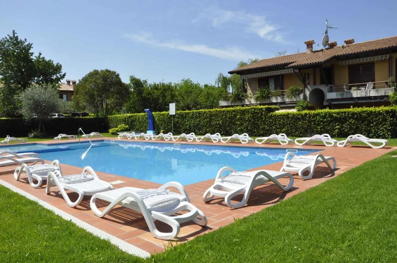 Apartment in Lazise - Gardasee 40851 Italien