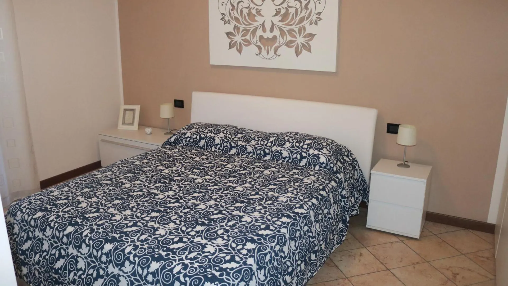 Apartment in Lazise - Gardasee 40851 Italien